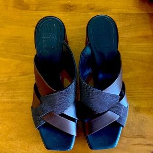 NWT Brunello cucinelli brown blocked heel 2” sandal